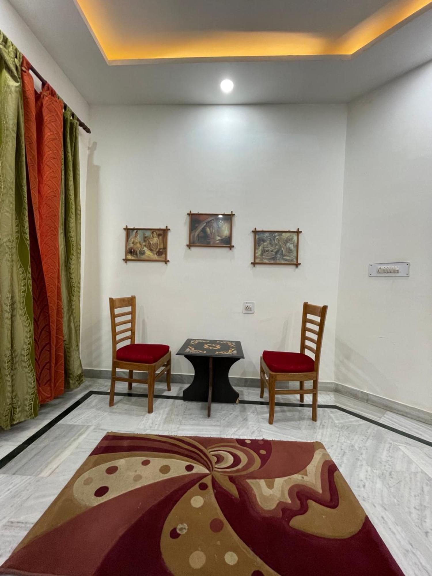 N Homestay Agra Tājganj Exteriör bild