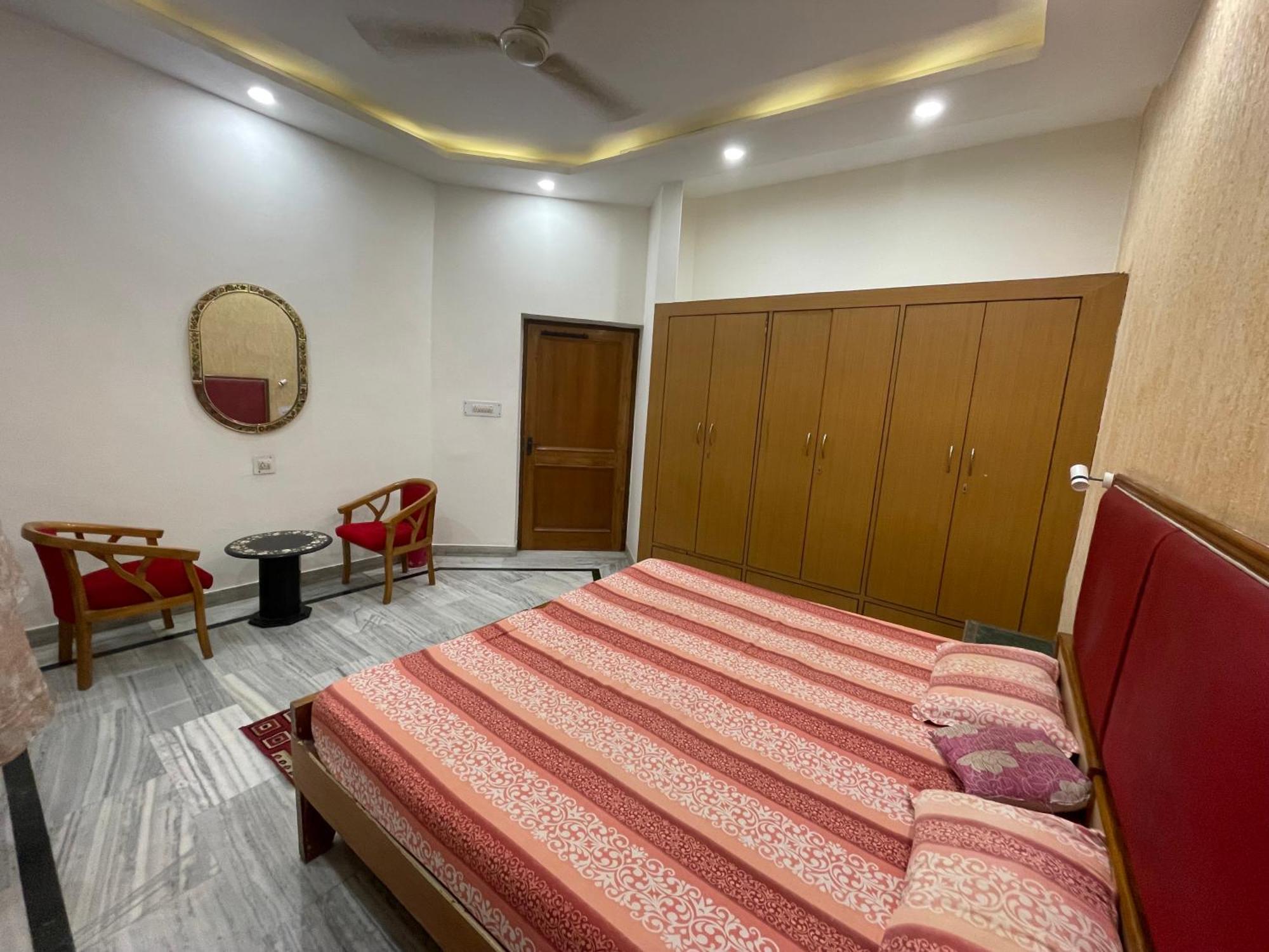 N Homestay Agra Tājganj Exteriör bild
