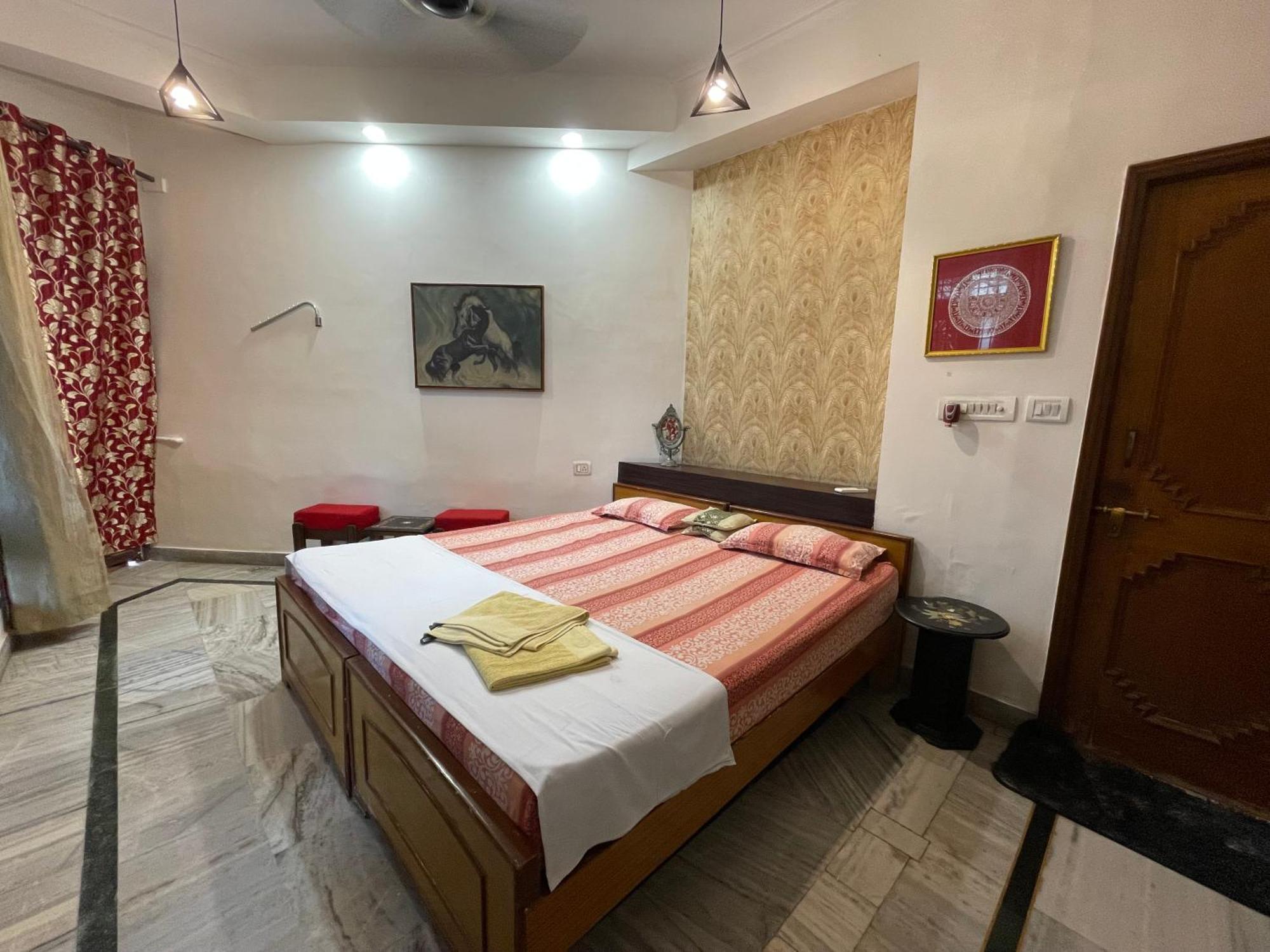 N Homestay Agra Tājganj Exteriör bild